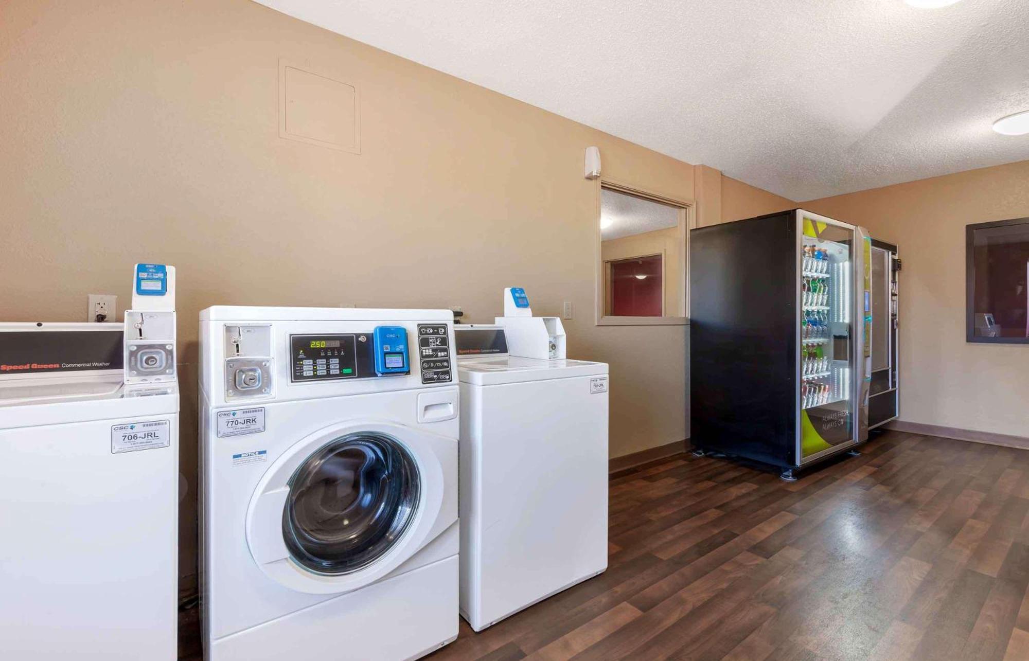 Extended Stay America Select Suites - Rockford - State Street Ngoại thất bức ảnh