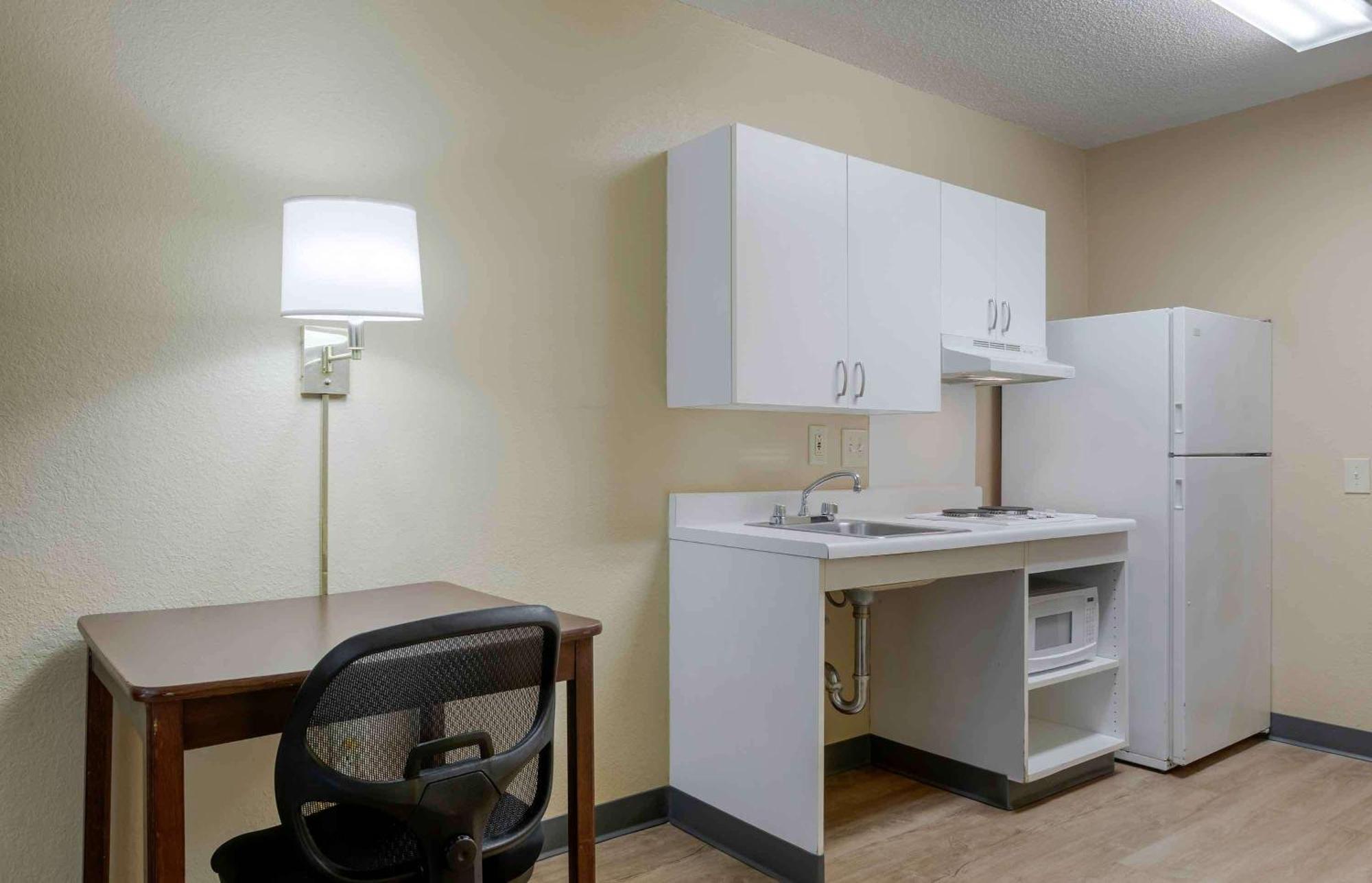 Extended Stay America Select Suites - Rockford - State Street Ngoại thất bức ảnh